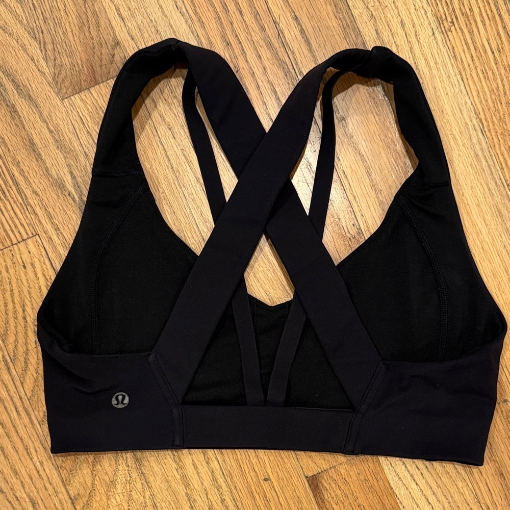 Lululemon Women's Black Strappy Sports Bra Size: 6 - Picture 2 of 5